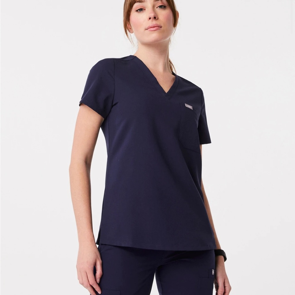 Figs Women's Dark Blue V-Neck Short Sleeve Top